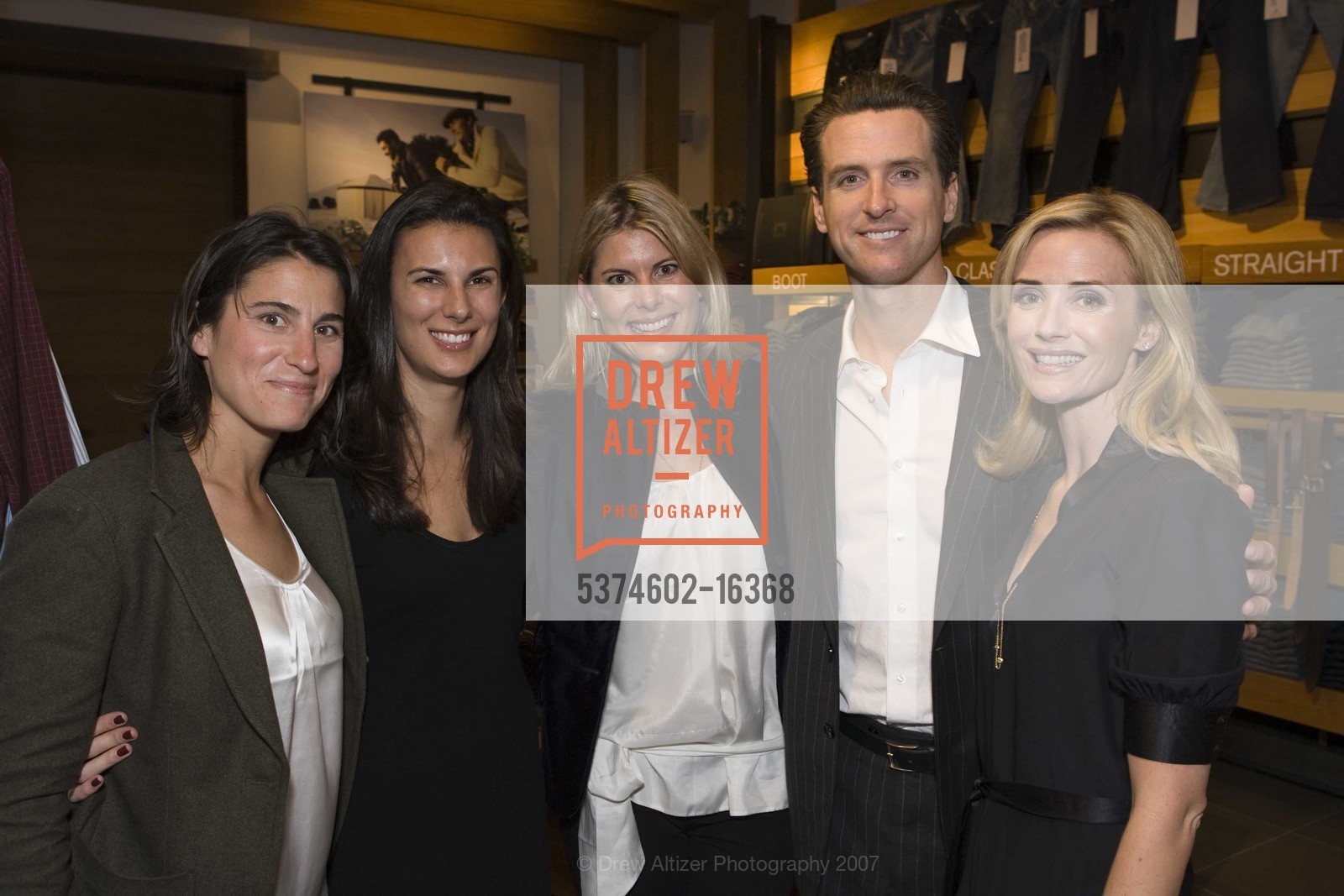 Kirsten Ludwig, Shawna Hausman, Leslie Smith, Gavin Newsom, Jennifer Siebel Newsom, Martin + Osa Launch at Westfield San Francisco Center, Martin + Osa Boutique. 845 Market St San Francisco, CA 94104, November 21st, 2007, Photo #5374602-16368 Kirsten Ludwig, Shawna Hausman, Leslie Smith, Gavin Newsom, Jennifer Siebel Newsom, Photo #5374602-16368