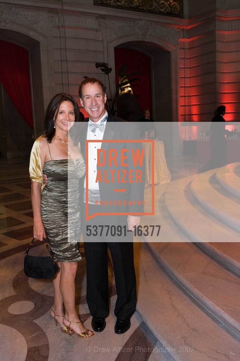 Dee Dixon, Henry Loubet, BRAVO Gala, US, September 8th, 2007, Photo #5377091-16377 Dee Dixon, Henry Loubet, Photo #5377091-16377