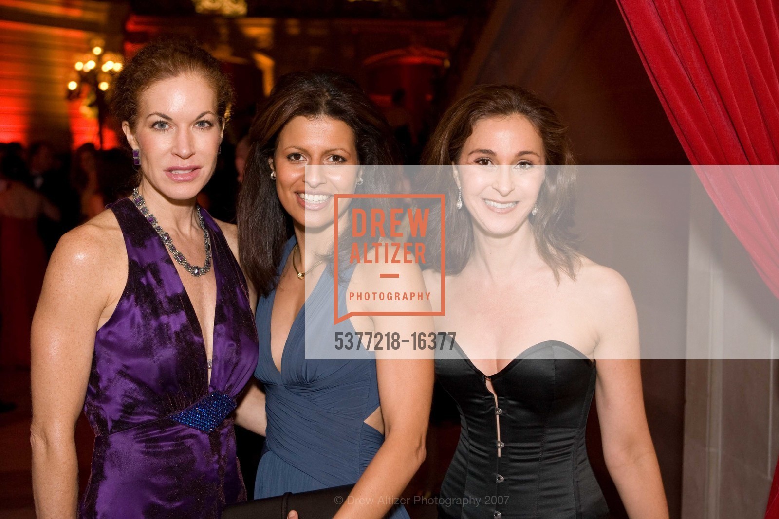 Mary Lynn Moran, Laudan Nabizadeh, Elaine Honig, BRAVO Gala, US, September 8th, 2007, Photo #5377218-16377 Mary Lynn Moran, Laudan Nabizadeh, Elaine Honig, Photo #5377218-16377