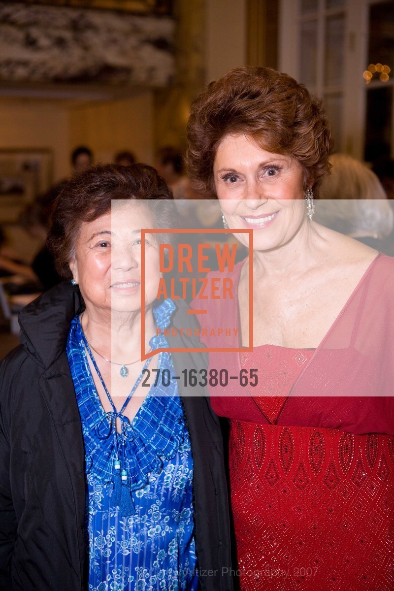 Cynthia Wilcox, Sandy Ferrando, 2007 Peninsula Volunteers Gala, The Fairmont Hotel, Ballroom. 950 Mason St, San Francisco, CA 94108, November 17th, 2007, Photo #270-16380-65 Cynthia Wilcox, Sandy Ferrando, Photo #270-16380-65
