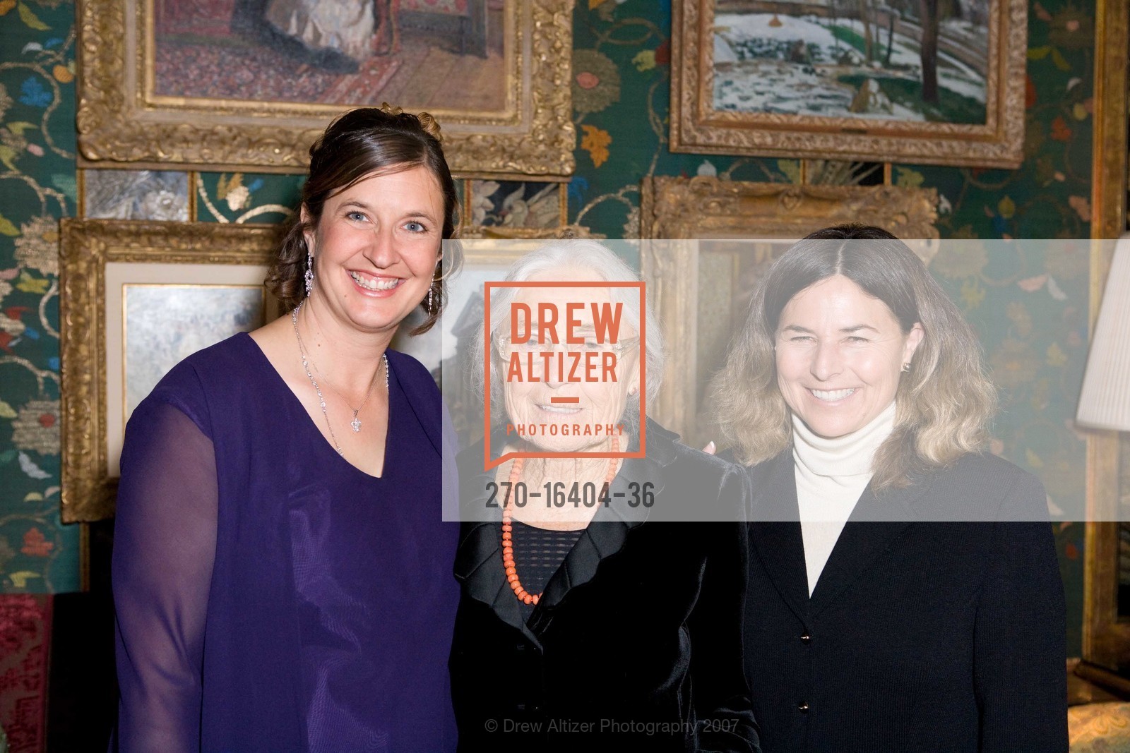 Natalie Woods, Jane Dunaway, Tina Farr, Photo #270-16404-36