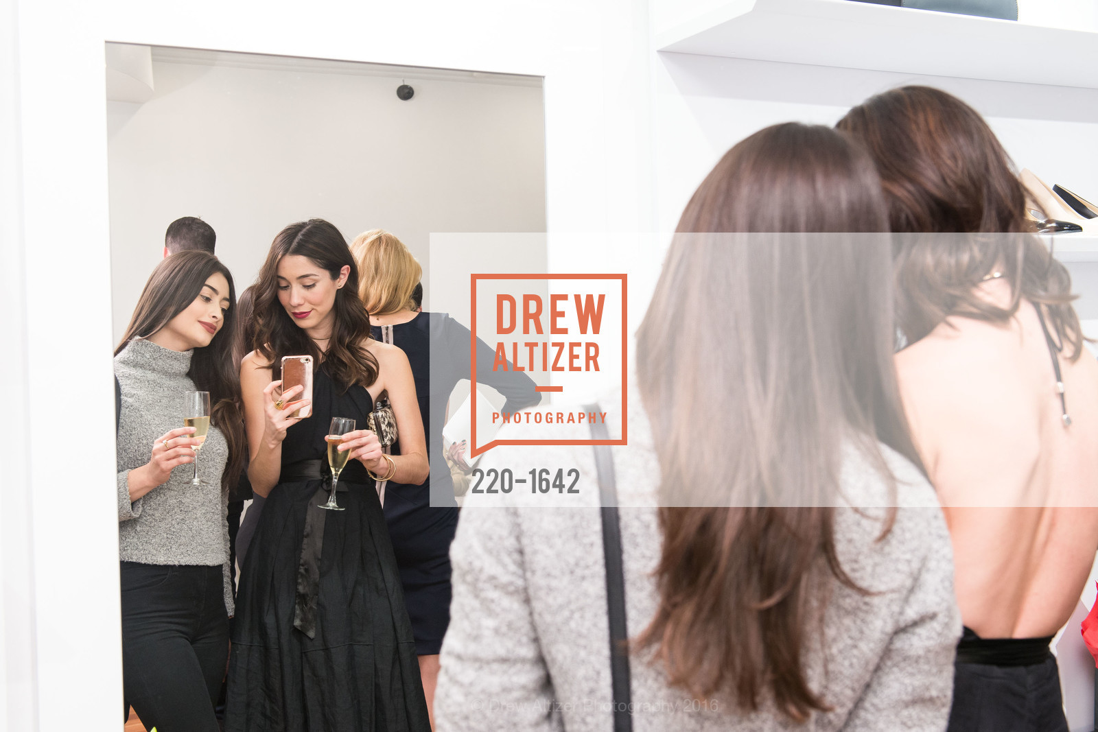 Senitero Holiday Shopping Event, Senitero. 11 Maiden Lane, December 7th, 2016, Photo #220-1642 Photo #220-1642