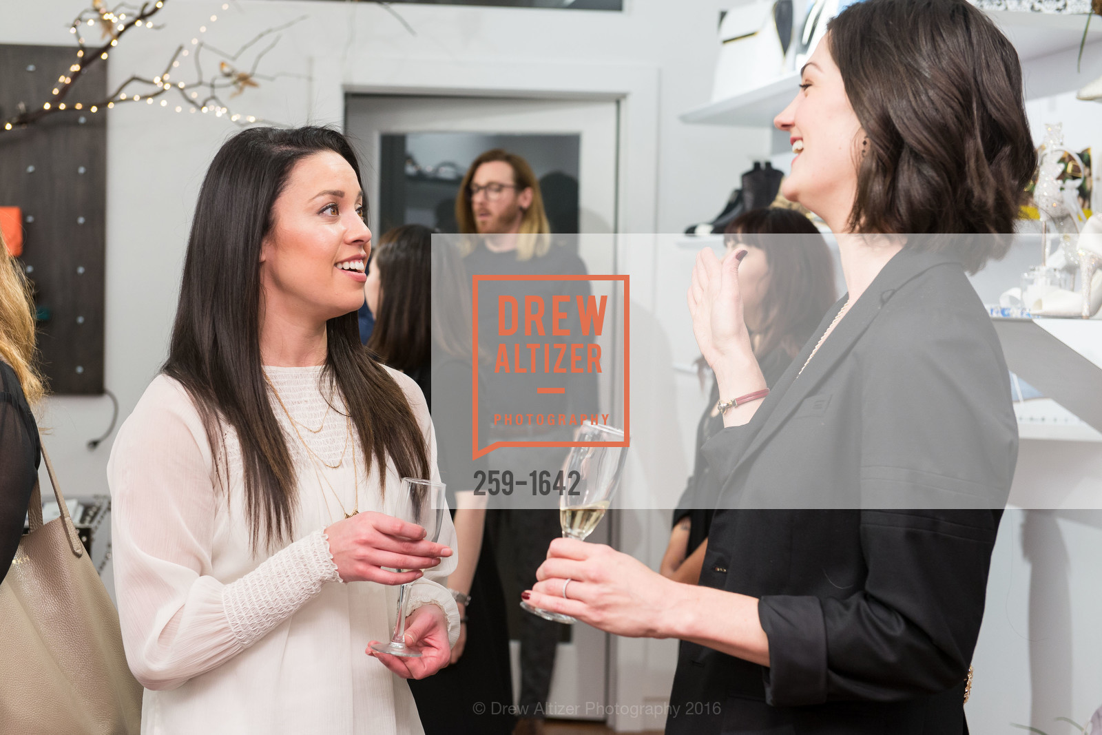 Extras, Senitero Holiday Shopping Event, December 7th, 2016, Photo