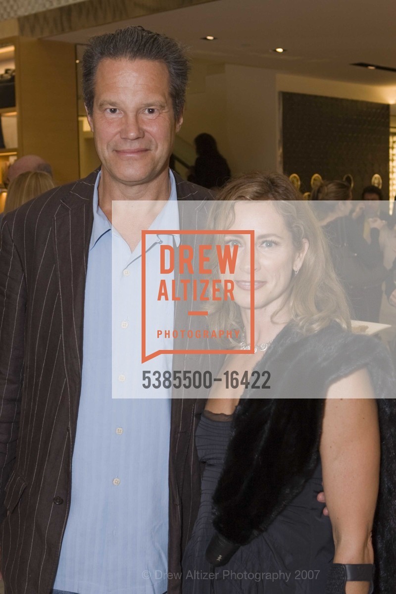 Jon Ocker, Diane Wynne, Louis Vuitton In-Store Shopping Event, US. 233 Geary Street, November 14th, 2007, Photo #5385500-16422 Jon Ocker, Diane Wynne, Photo #5385500-16422