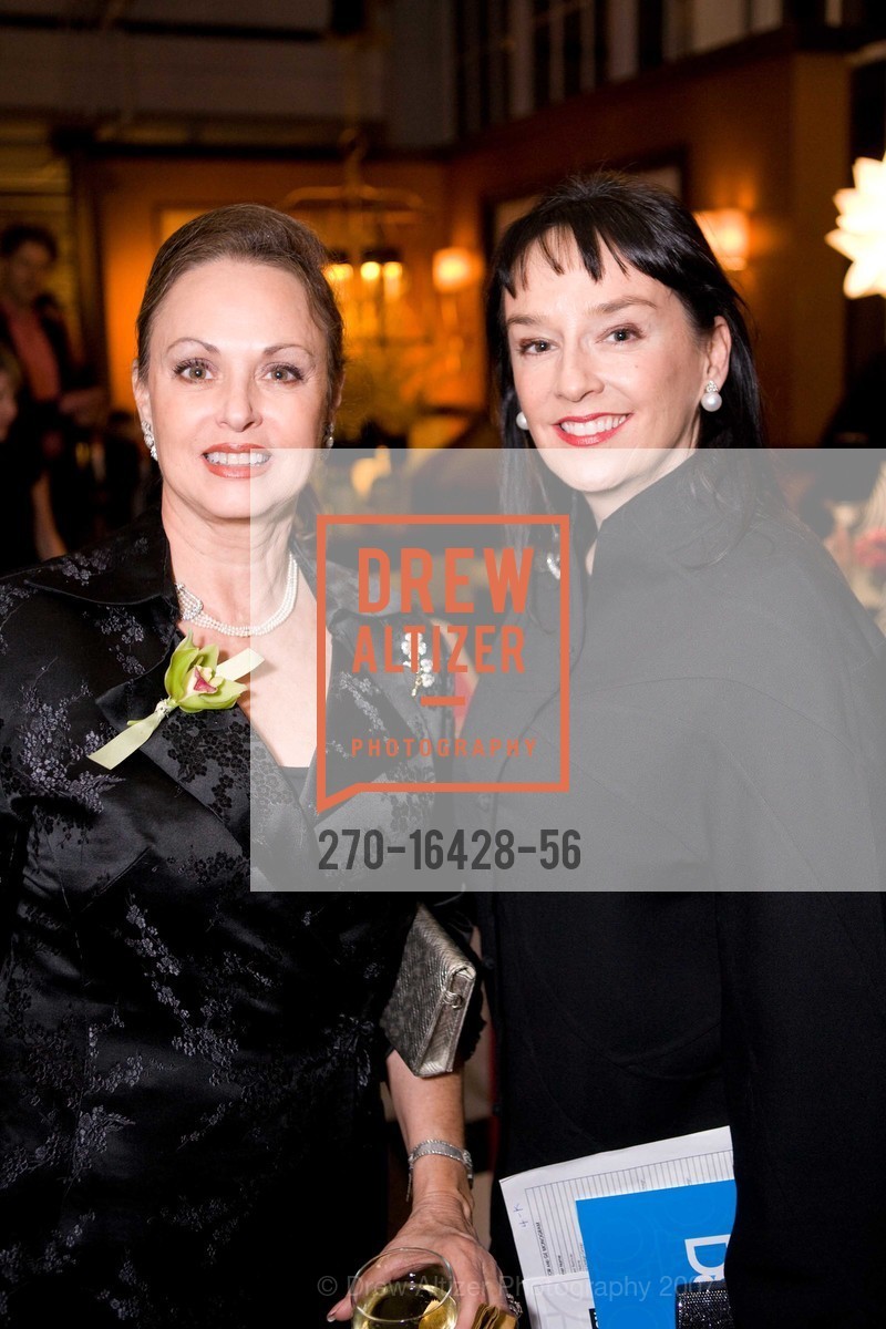 Elizabeth Lauricella, Elisa Stephens, DIFFA's 10th Annual DINING BY DESIGN, San Francisco Design Center. 101 Henry Adams St, San Francisco, CA 94103, November 13th, 2007, Photo #270-16428-56 Elizabeth Lauricella, Elisa Stephens, Photo #270-16428-56
