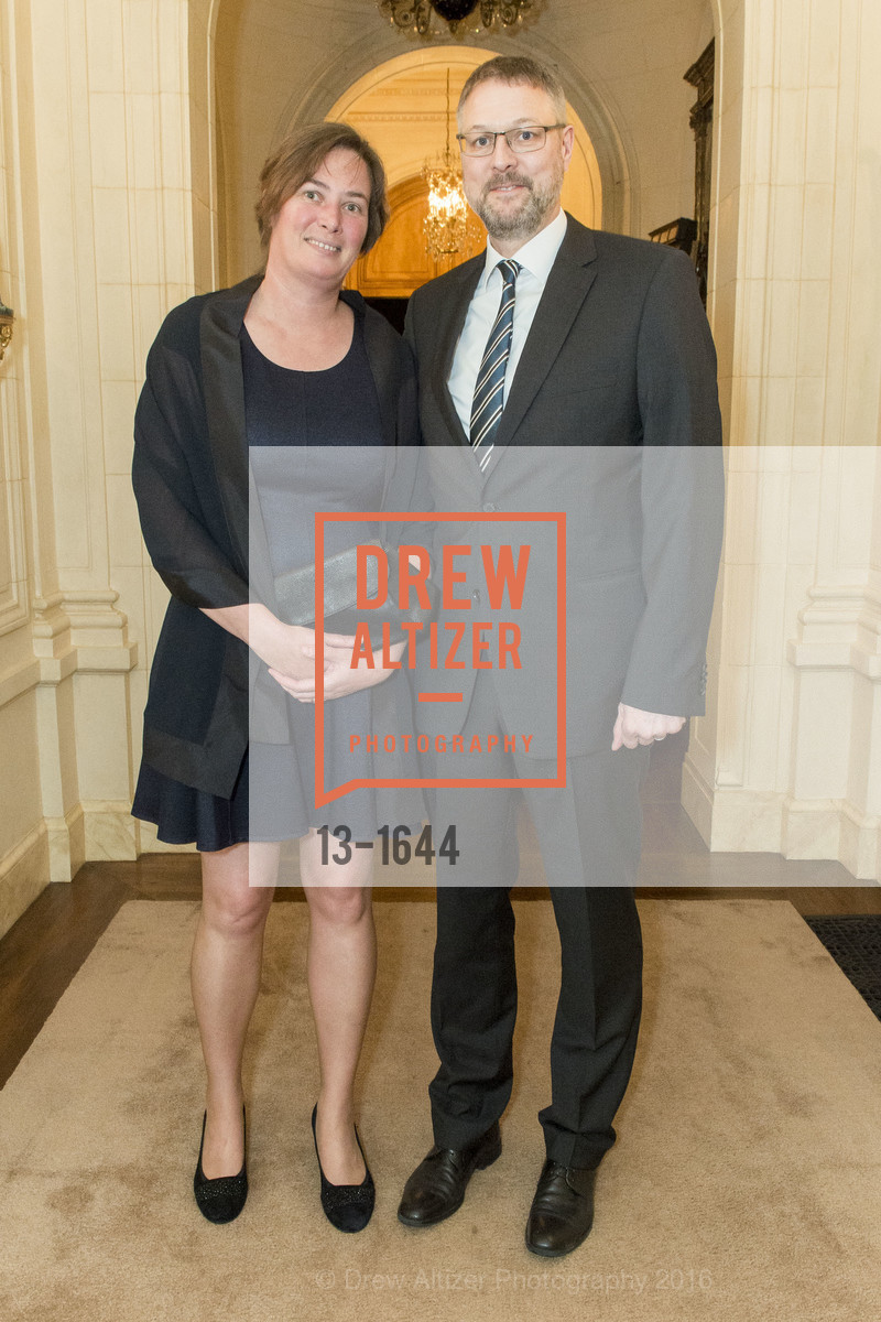 Christine Bausch, Pierre Franck, Ann and Gordon Getty Host the San Francisco Mayor's Office of Protocol Christmas Party, Private Residence. 2525 Van Ness St, December 8th, 2016, Photo #13-1644 Christine Bausch, Pierre Franck, Photo #13-1644