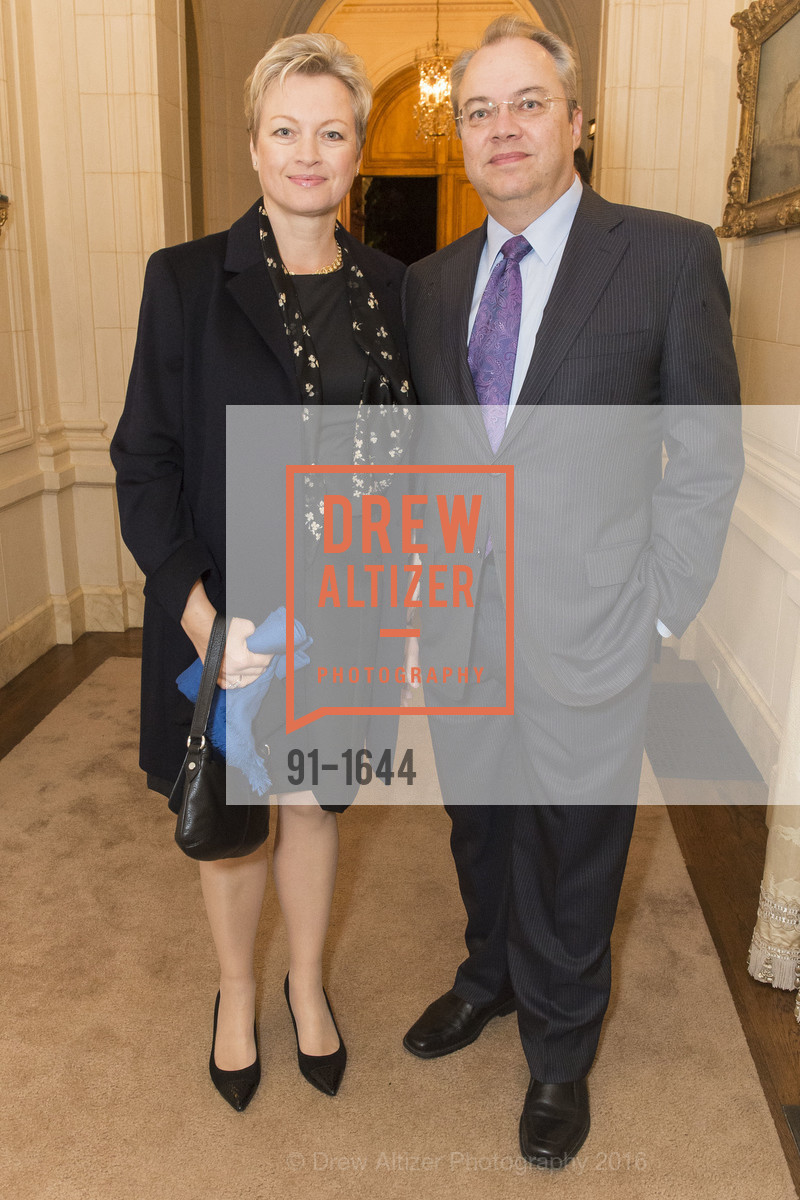 Olga Petrov, Serge Petrov, Ann and Gordon Getty Host the San Francisco Mayor's Office of Protocol Christmas Party, Private Residence. 2525 Van Ness St, December 8th, 2016, Photo #91-1644 Olga Petrov, Serge Petrov, Photo #91-1644