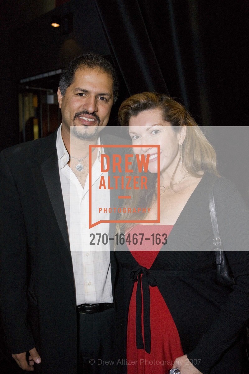 Nabiel Musleh, Teola Partain, Symphonix Hosts an Evening with Michael Tilson Thomas, US, October 2nd, 2007, Photo #270-16467-163 Nabiel Musleh, Teola Partain, Photo #270-16467-163