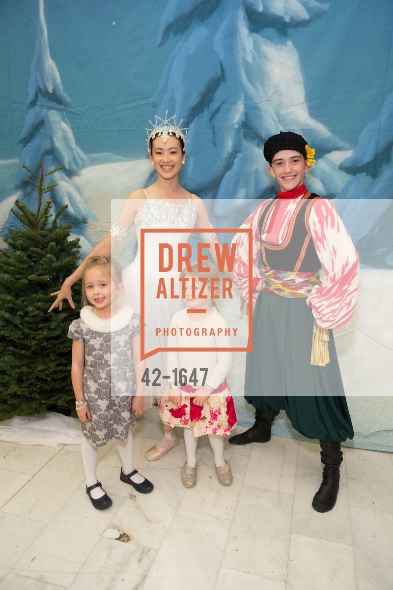 Charlotte Gans, Natalie Bannon, SF Ballet's Nutcracker Luncheon, City Hall & War Memorial Opera House. 301 Van Ness Ave, San Francisco, CA 94109, Photo #42-1647 Charlotte Gans, Natalie Bannon, Photo #42-1647