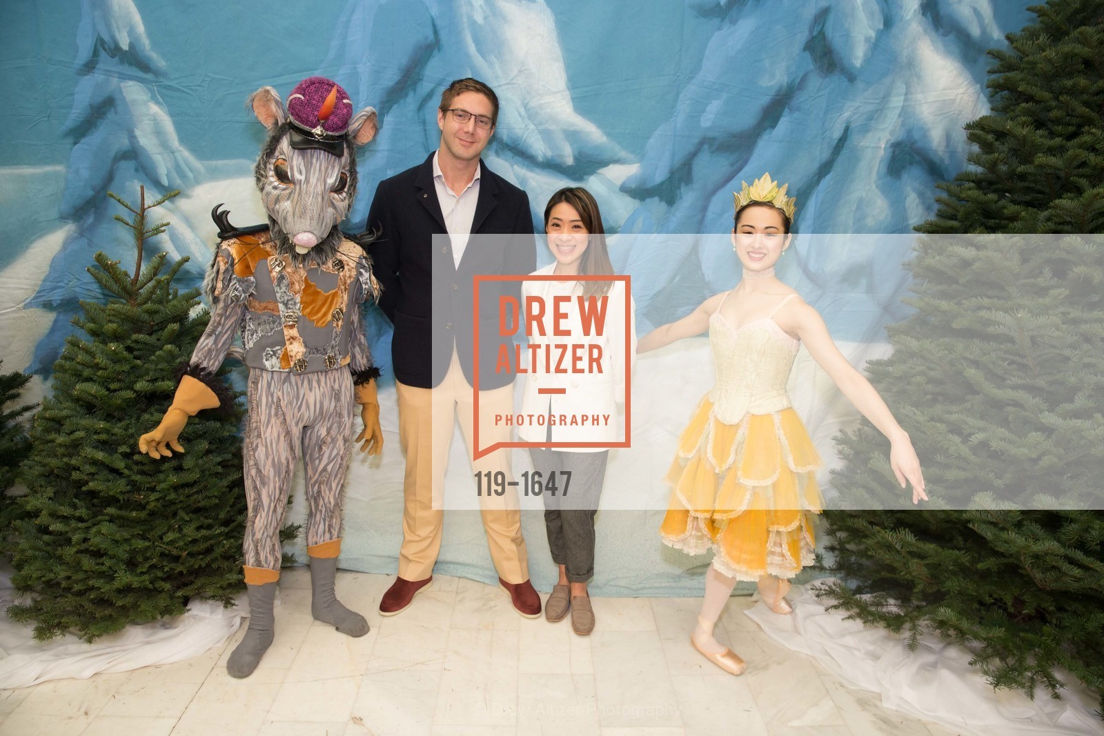 Zachary Tyler, Jennifer Lin, SF Ballet's Nutcracker Luncheon, City Hall & War Memorial Opera House. 301 Van Ness Ave, San Francisco, CA 94109, Photo #119-1647 Zachary Tyler, Jennifer Lin, Photo #119-1647