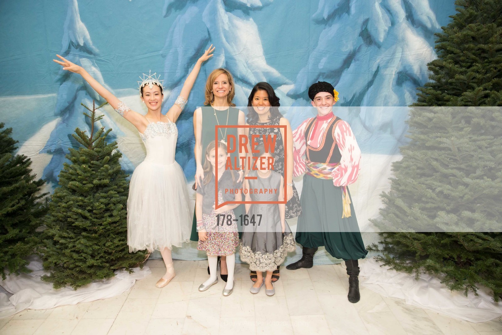 Anne-Marie Peterson, Caroline Peterson, Tomoko Fortune, Aiko Fortune, SF Ballet's Nutcracker Luncheon, City Hall & War Memorial Opera House. 301 Van Ness Ave, San Francisco, CA 94109, December 11th, 2016