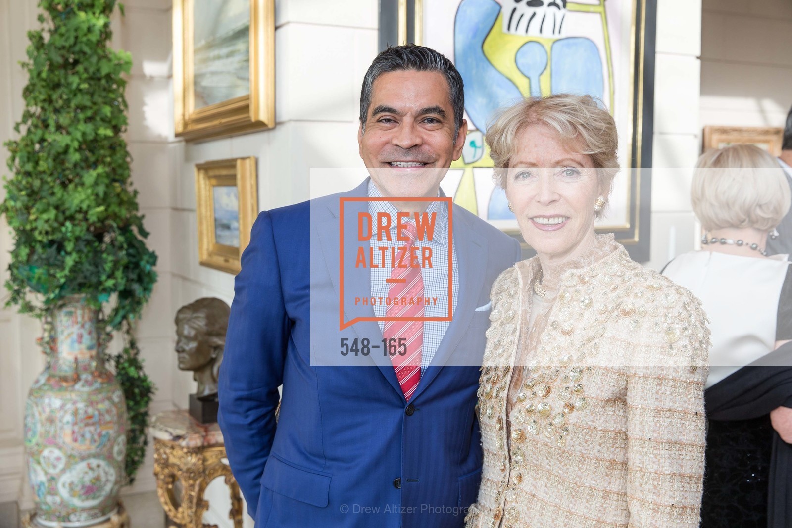 Daniel Diaz, Barbara Brookins-schneider, Gucci & Vogue Dinner, Private residence. Private residence, . 2590 Jackson Street, June 17th, 2015, Photo #548-165 Daniel Diaz, Barbara Brookins-schneider, Photo #548-165