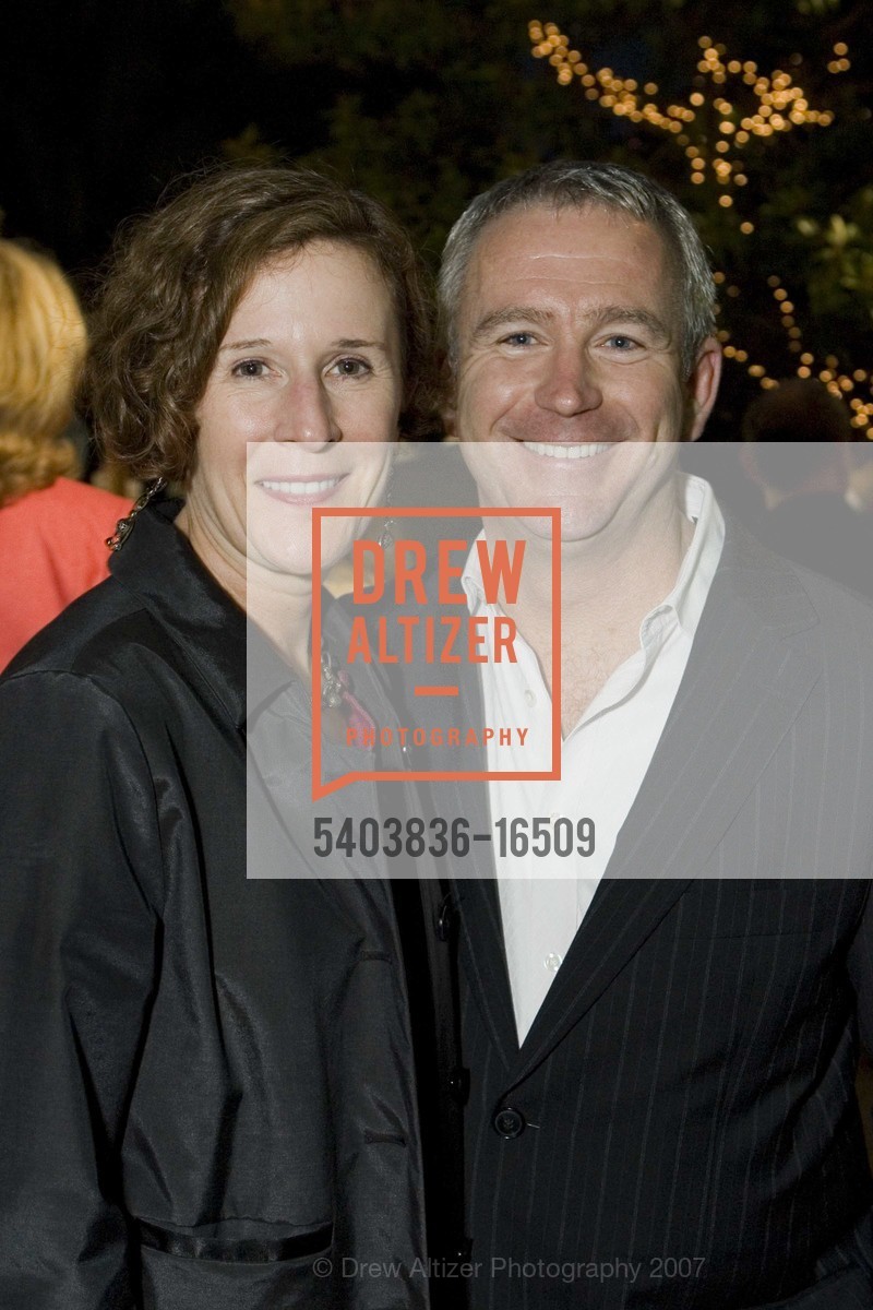 Lesley Koenig, Glenn McCoy, TNDC Pool Toss 2017, Phoenix Hotel. 601 Eddy St, San Francisco, CA 94109, October 11th, 2007, Photo #5403836-16509 Lesley Koenig, Glenn McCoy, Photo #5403836-16509
