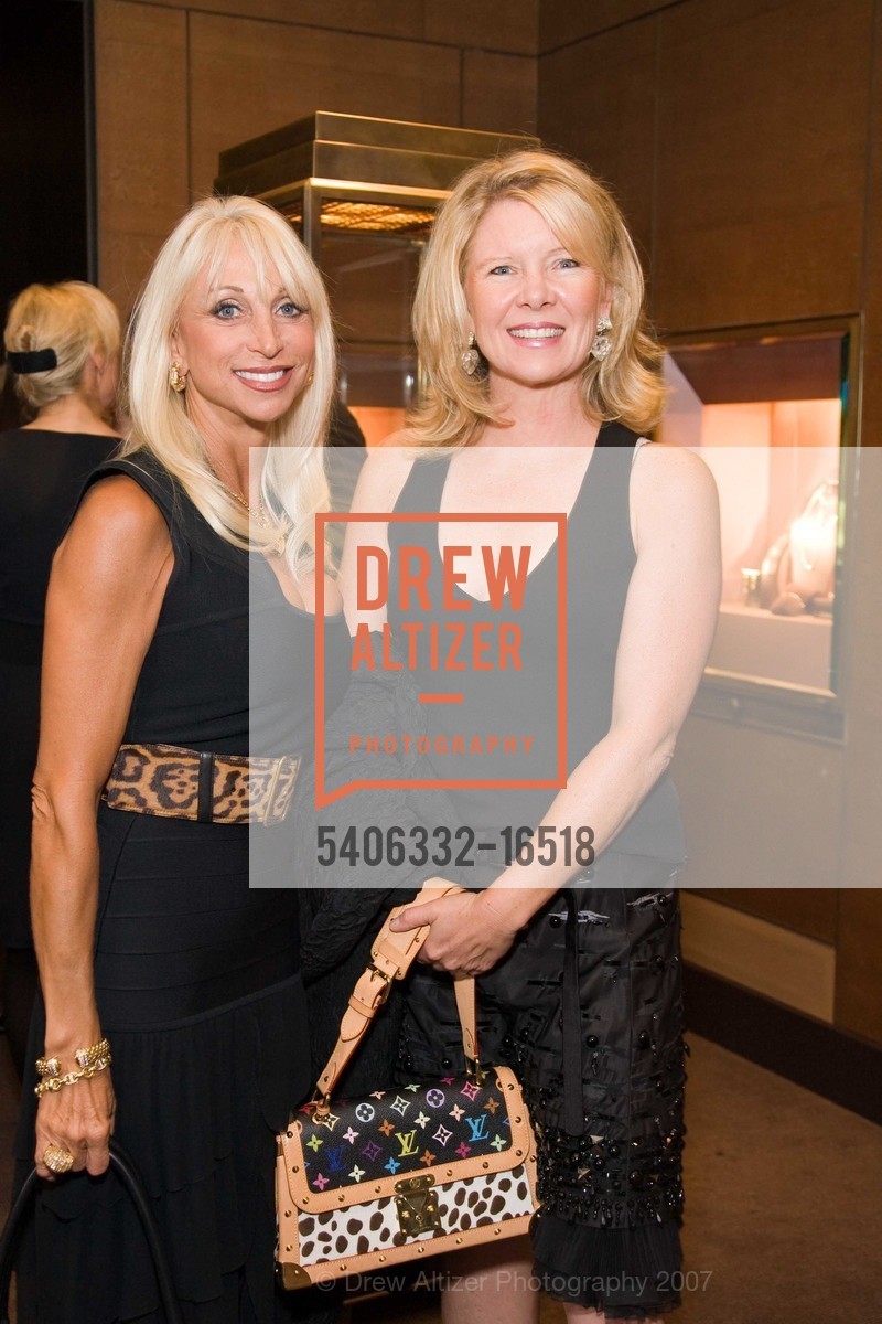 Daru Kawalkowski, Layne Gray, Boucheron Hosts Kick-off For The San Francisco Zoo's 20076 Gala, Boucheron. 230 Post St, Union Square, San Francisco, CA, October 9th, 2007, Photo #5406332-16518 Daru Kawalkowski, Layne Gray, Photo #5406332-16518
