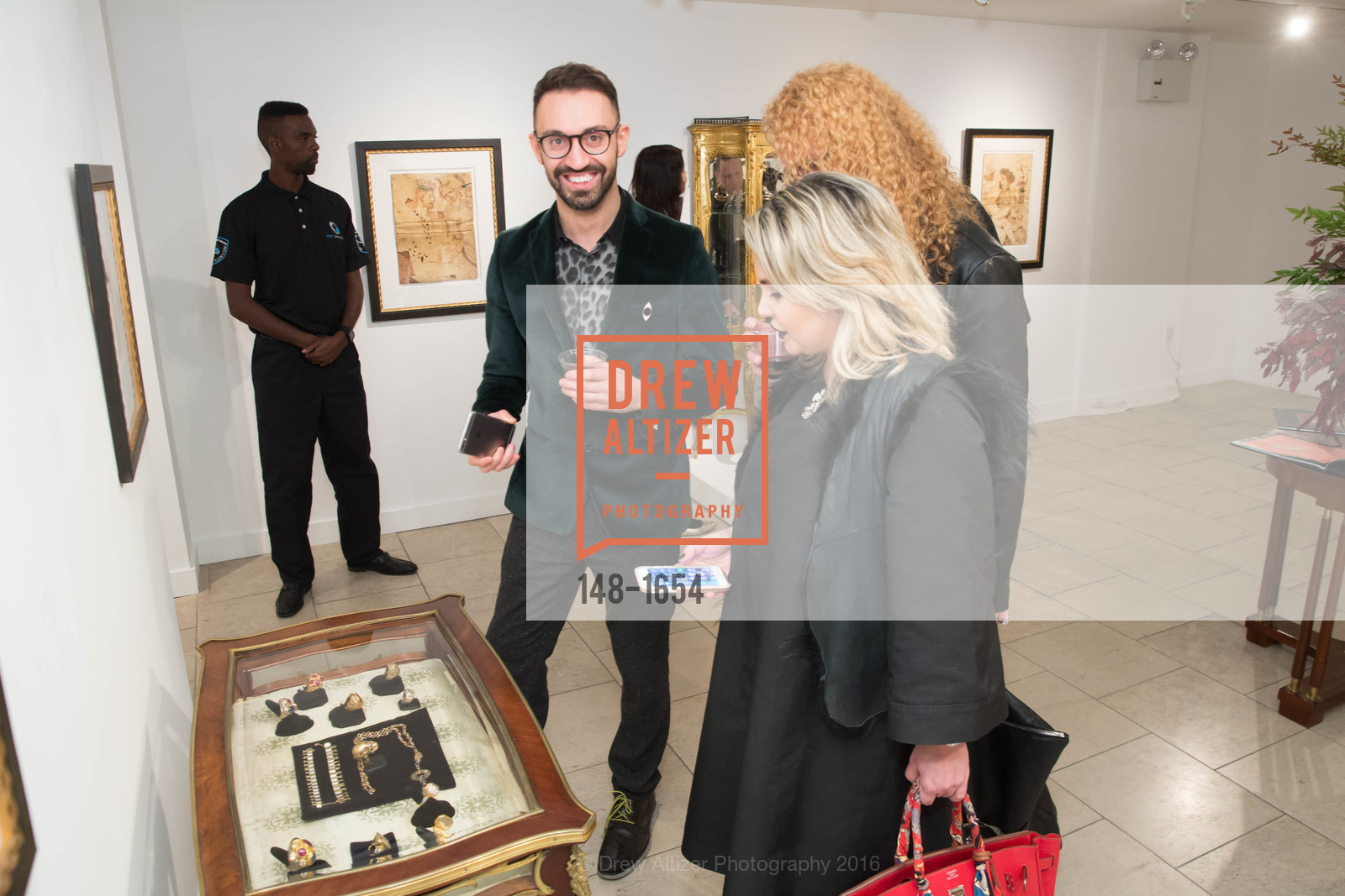 Atmosphere, Sorokko Gallery Hosts Coveted Jewels by Codognato Private Reception, Serge Sorokko Gallery. 55 Geary St., San Francisco, December 8th, 2016, Photo #148-1654 Atmosphere, Photo #148-1654