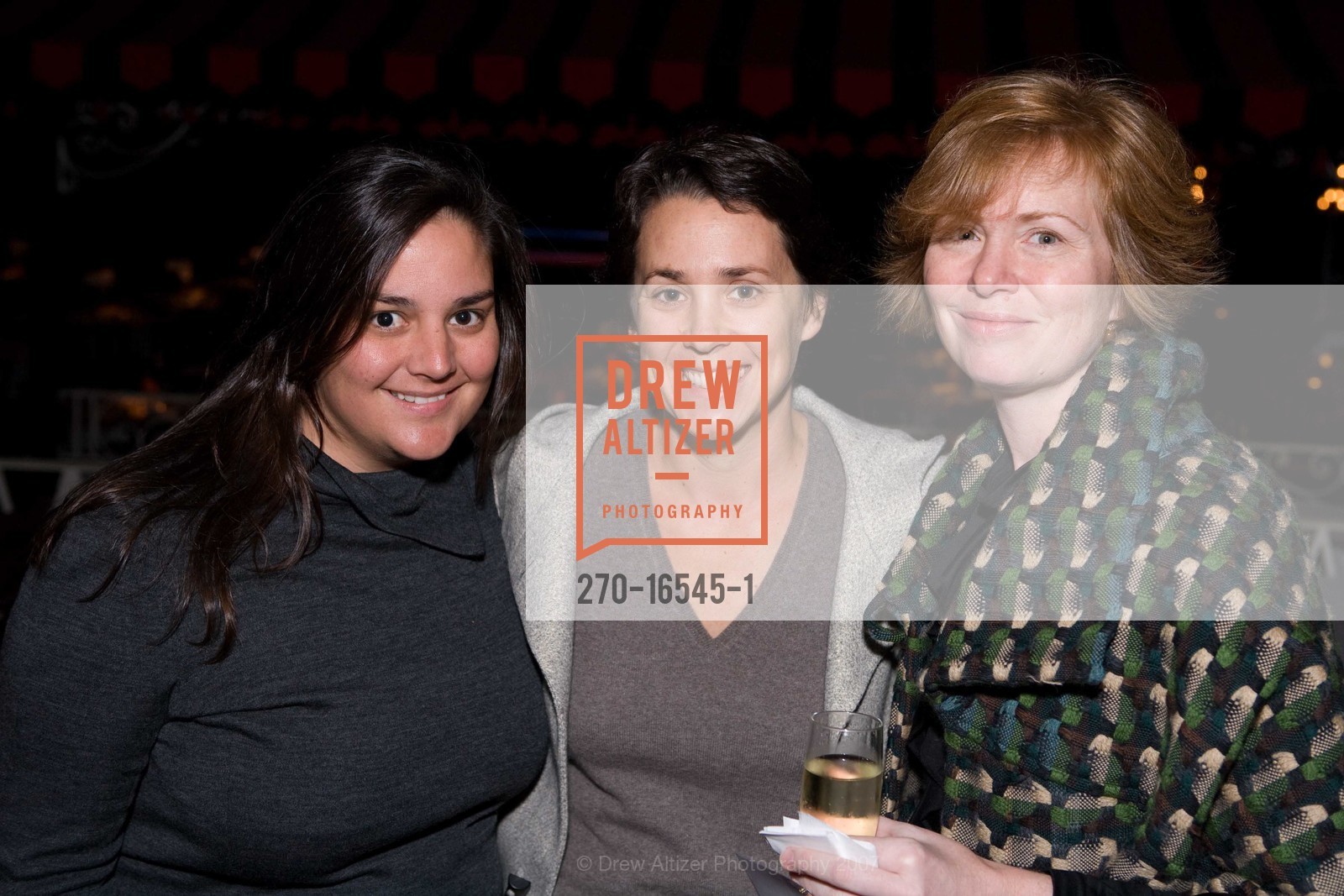 Julie Chaiken, Jennifer Chaiken, Sam Hamilton, Photo #270-16545-1