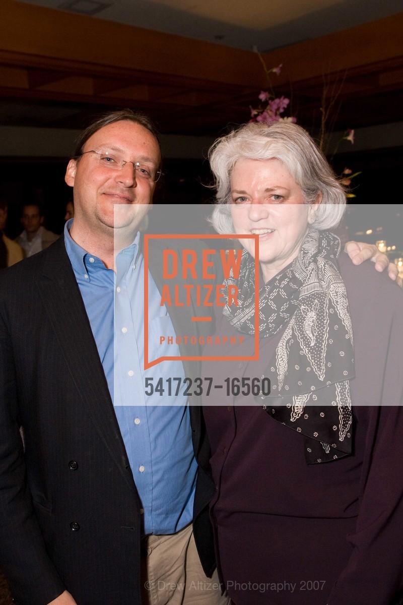 Kevin Connelly, Carol Roberts, San Francisco Rolls Out Red Carpet for THE 11TH HOUR MOVIE PREMIER, US, August 6th, 2007, Photo #5417237-16560 Kevin Connelly, Carol Roberts, Photo #5417237-16560
