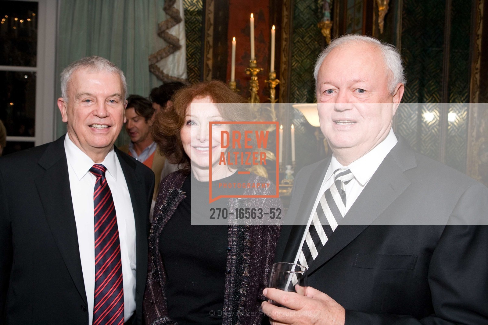 Winton Noah, Lisa Newsom, Hal Ainsworth, Getty Veranda Magazine Event, US, November 7th, 2007, Photo #270-16563-52 Winton Noah, Lisa Newsom, Hal Ainsworth, Photo #270-16563-52