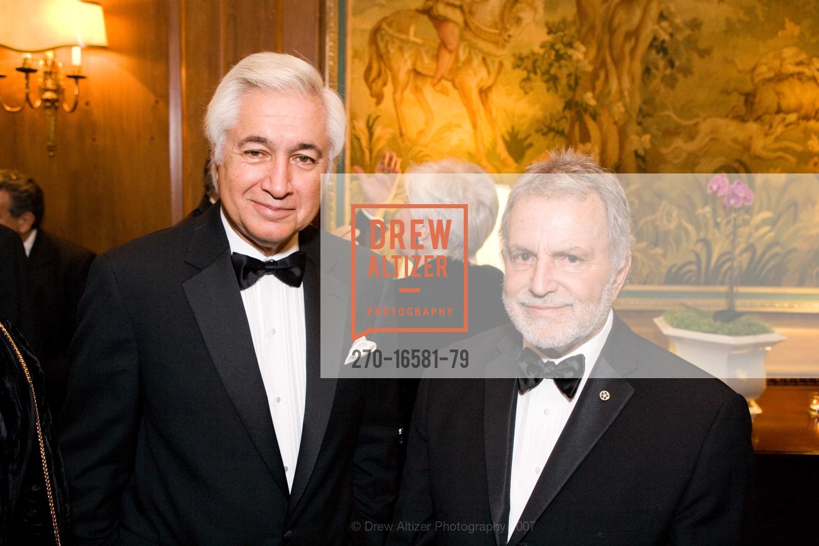 Tony Thomopoulos, Sid Ganis, The Elios Society's 2007 Hellenic Charity Ball, The Fairmont Hotel, Ballroom. 950 Mason St, San Francisco, CA 94108, November 3rd, 2007, Photo #270-16581-79 Tony Thomopoulos, Sid Ganis, Photo #270-16581-79
