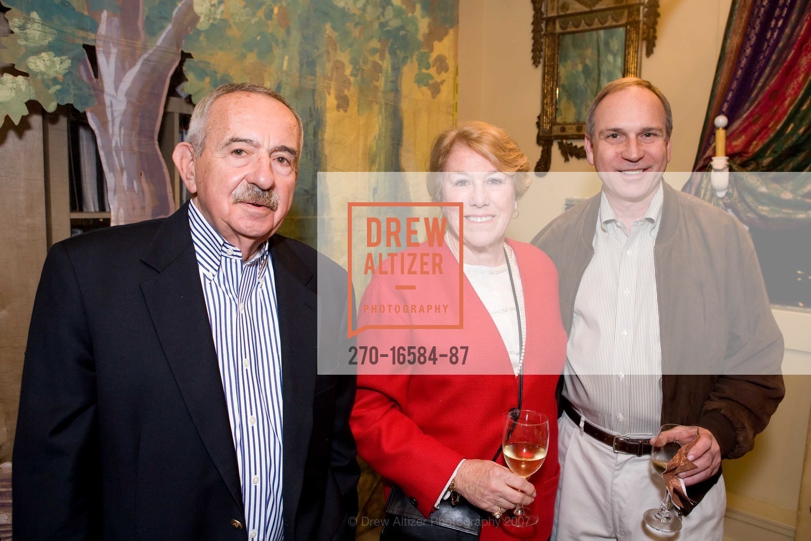 George McWilliams, Ardine Kanights, Loren Rohr, Tod Donobedian Holiday, US, December 6th, 2007, Photo #270-16584-87 George McWilliams, Ardine Kanights, Loren Rohr, Photo #270-16584-87
