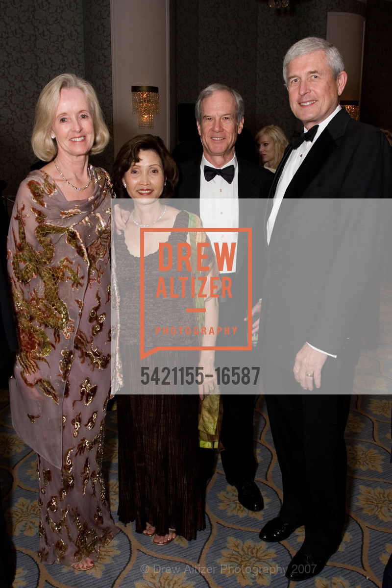 Connie Loarie, Thao Dodson, Jerry Dodson, Robert Loarie, Standing Ovations, Celebrating the Historic Milestones of San Francisco's Performing Arts, Farimont Hotel, Ballroom. 950 Mason St, San Francisco, CA 94108, November 2nd, 2007, Photo #5421155-16587 Connie Loarie, Thao Dodson, Jerry Dodson, Robert Loarie, Photo #5421155-16587