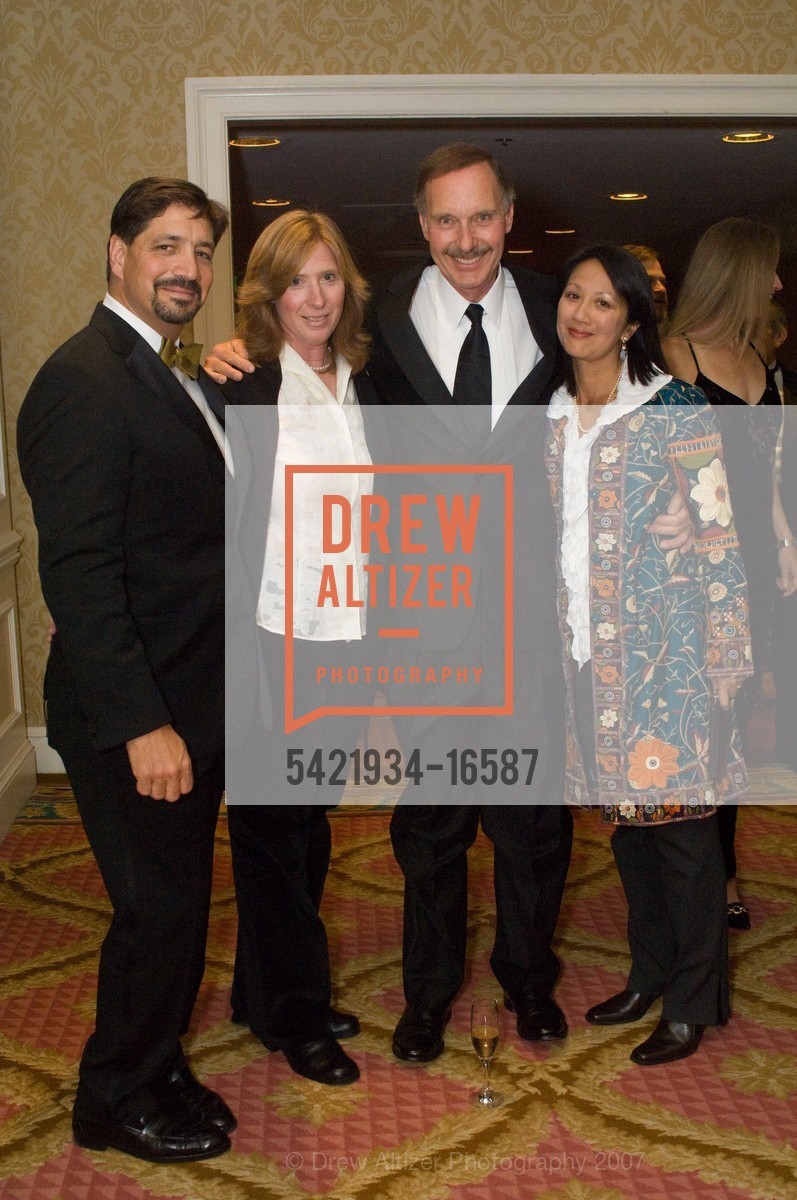 Tom Trombadore, Claire Trombadore, John Blackstone, Sue Blackstone, Standing Ovations, Celebrating the Historic Milestones of San Francisco's Performing Arts, Farimont Hotel, Ballroom. 950 Mason St, San Francisco, CA 94108, November 2nd, 2007, Photo #5421934-16587 Tom Trombadore, Claire Trombadore, John Blackstone, Sue Blackstone, Photo #5421934-16587