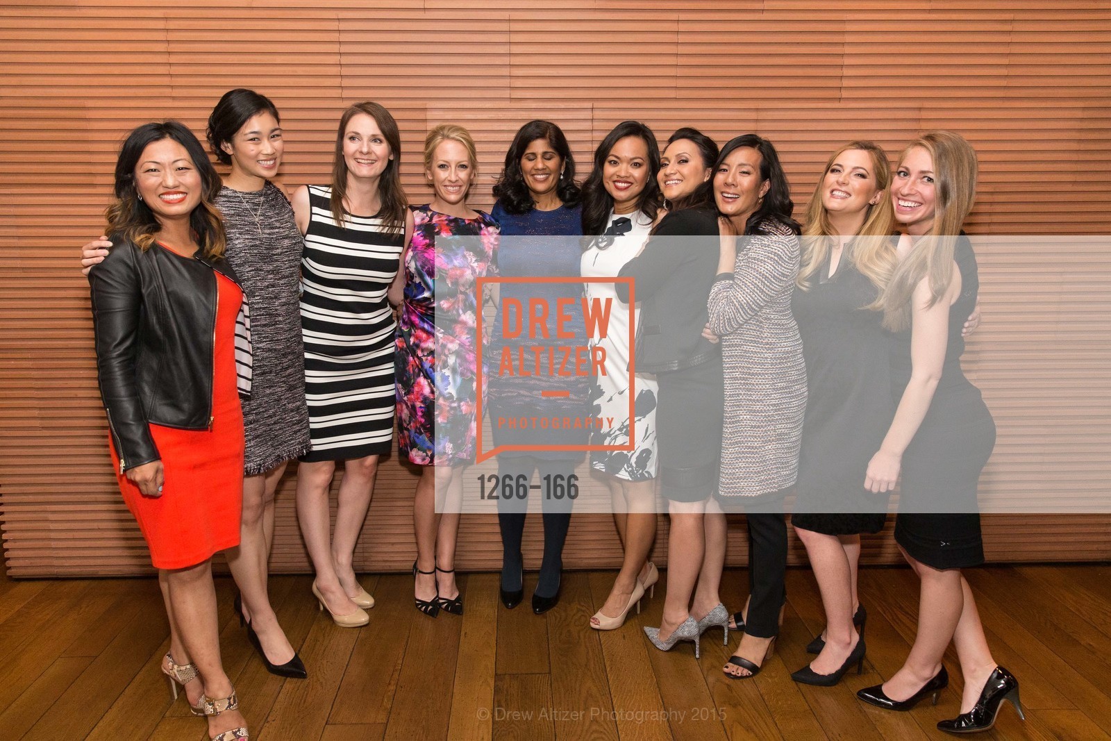 Jane Park, Tracy Chou, Melissa Zatlyn, Julia Hartz, Selina Tobaccowala, Mary Grove, Aileen Lee, Elizabeth Iorne, Gucci & Vogue Dinner, Prospect. 300 Spear Street, June 16th, 2015, Photo #1266-166 Jane Park, Tracy Chou, Melissa Zatlyn, Julia Hartz, Selina Tobaccowala, Mary Grove, Aileen Lee, Elizabeth Iorne, Photo #1266-166
