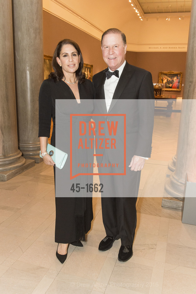 Lisa Grotts, John Grotts, An Elegant Evening in the Court of Honor, Legion of Honor, December 14th, 2016, Photo #45-1662 Lisa Grotts, John Grotts, Photo #45-1662