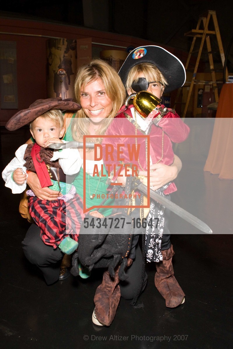 Sebastian MacNaughton, Nicole MacNaughton, Luke MacNaughton, Photo #5434727-16647