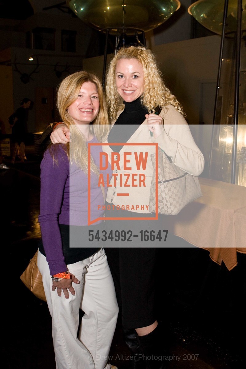 Anne Marie Mogan, Jennifer Goldstein, Halloween Heroes, US, October 30th, 2007, Photo #5434992-16647 Anne Marie Mogan, Jennifer Goldstein, Photo #5434992-16647