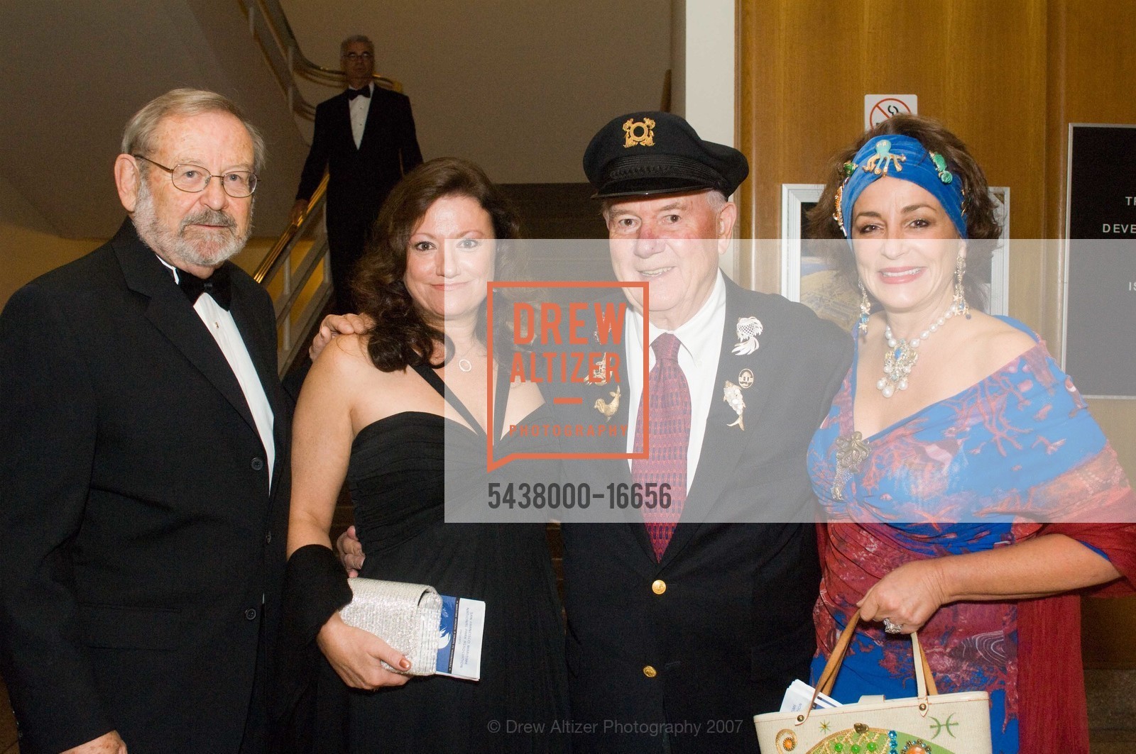 Carl Nolte, Darlene Plumtree, Chuck Huggins, Donna Huggins, Maritime, US, October 30th, 2007, Photo #5438000-16656 Carl Nolte, Darlene Plumtree, Chuck Huggins, Donna Huggins, Photo #5438000-16656