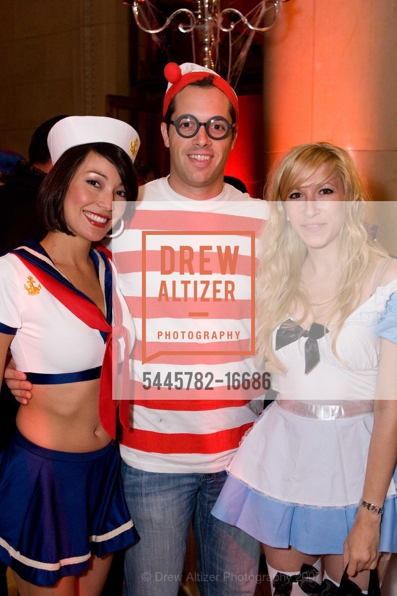 Adriana Gascoigne, Peter Berg, Maya Baratz, Spider Ball, US, October 27th, 2007, Photo #5445782-16686 Adriana Gascoigne, Peter Berg, Maya Baratz, Photo #5445782-16686