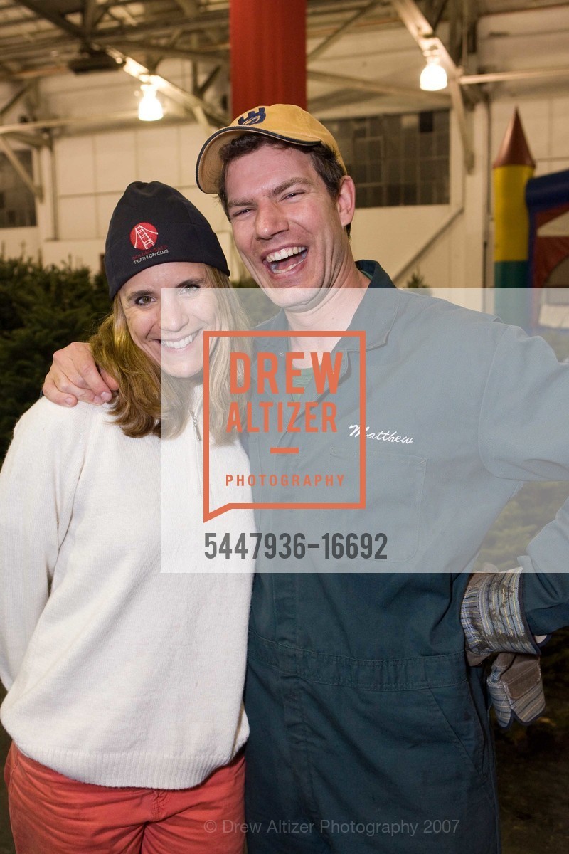 Milana Dolezal, Matthew Smith, The Guardsmen of SF's FESTIVAL OF TREES, Festival Pavilion, Fort Mason Center. 2 Marina Blvd, November 30th, 2007, Photo #5447936-16692 Milana Dolezal, Matthew Smith, Photo #5447936-16692