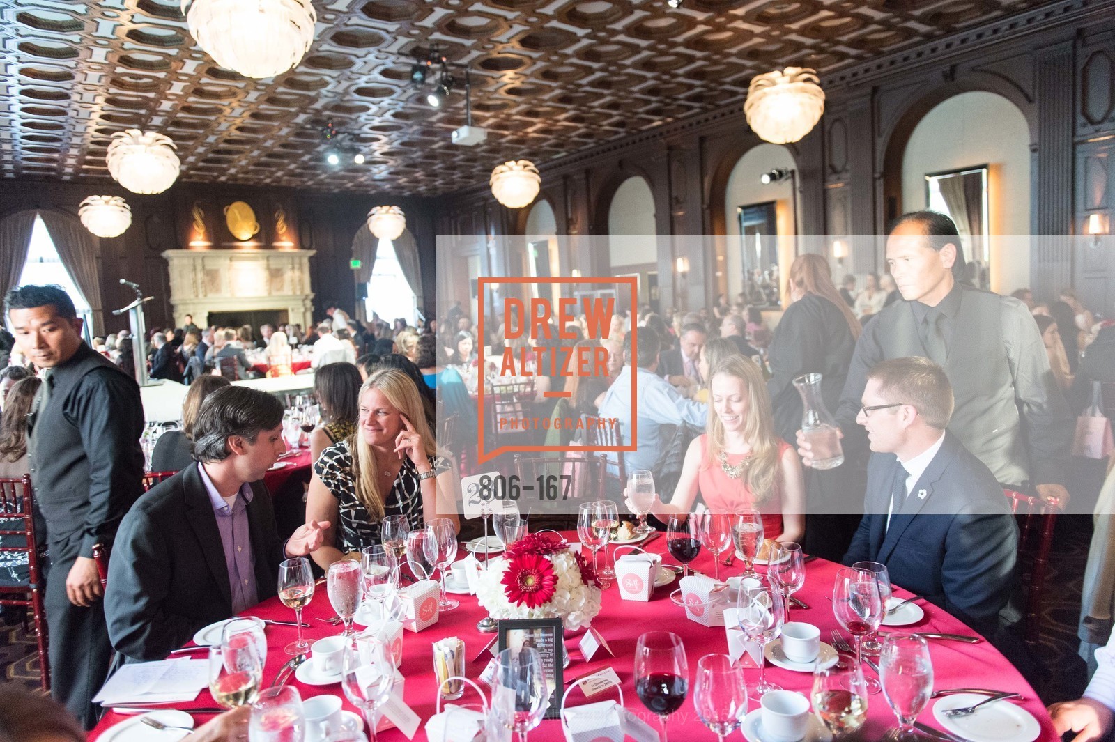 Extras, Dress for Success San Francisco Hosts the 10th Annual