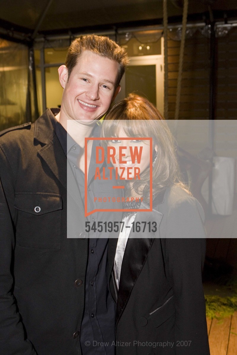 Justin Adams, Vydia Bala, Photo #5451957-16713