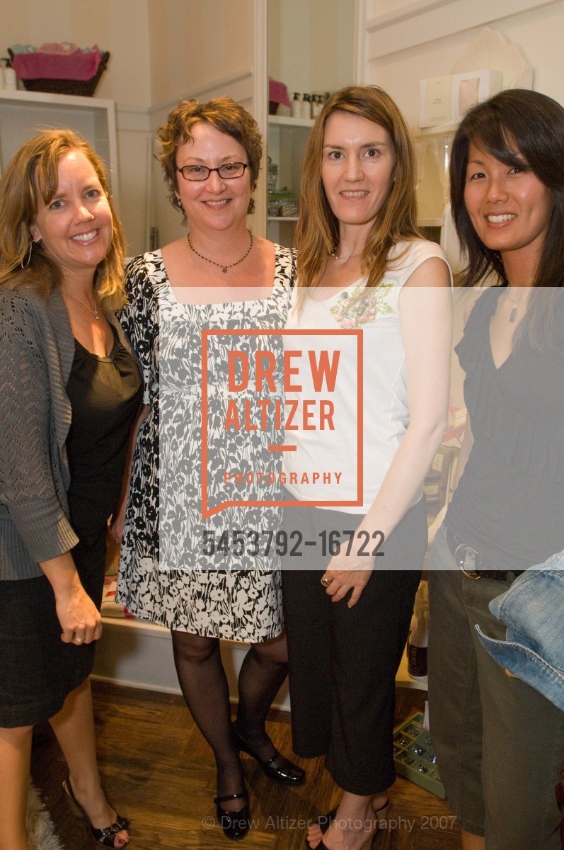 Susan Spies, Erin Carney, Jessica Ress, Kathe Hashimoto, Opening of MARMALADE BOUTIQUE on Union St, Marmalade Boutique. 1843 Union St, San Francisco, CA 94123, October 23rd, 2007, Photo #5453792-16722 Susan Spies, Erin Carney, Jessica Ress, Kathe Hashimoto, Photo #5453792-16722