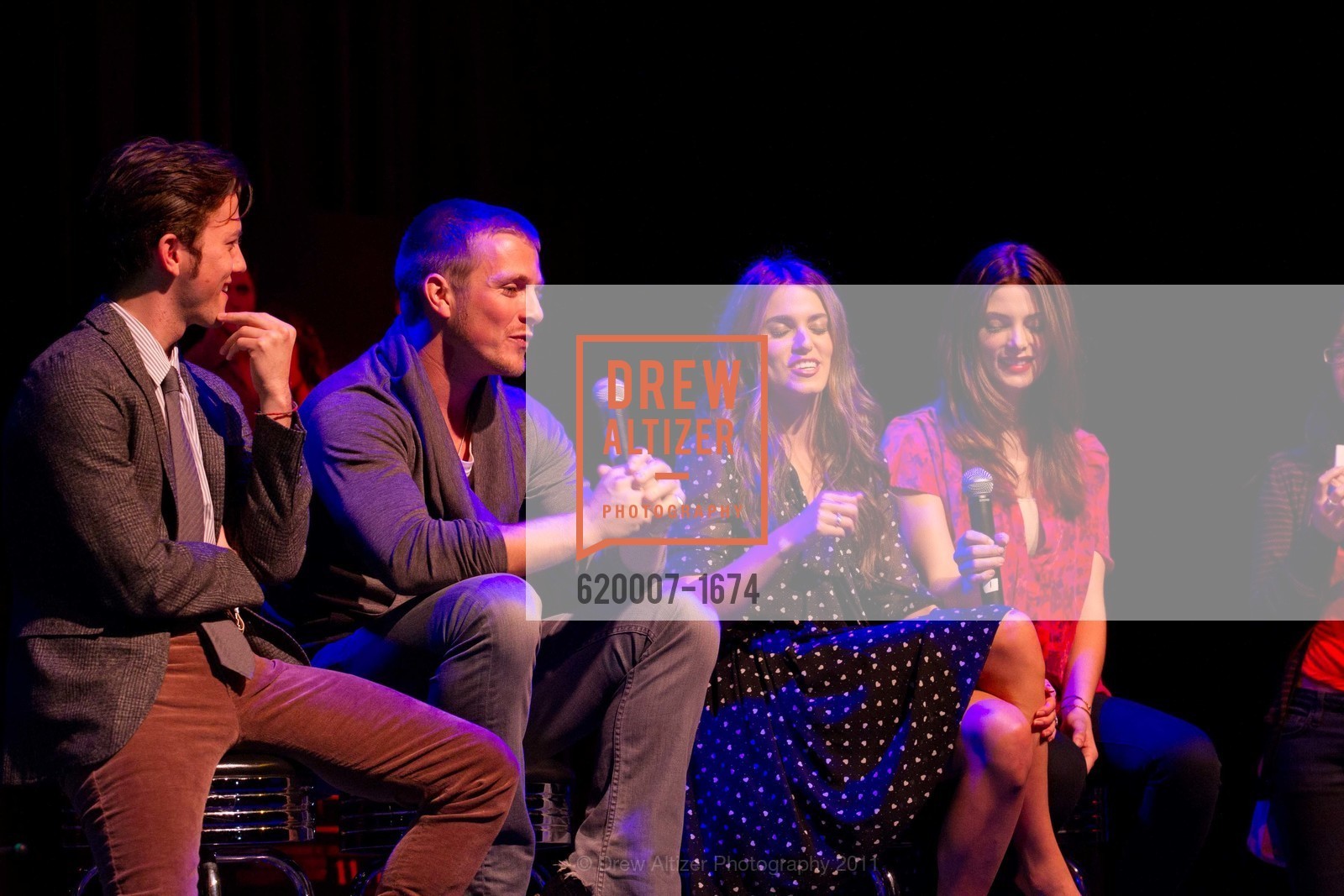 TWILIGHT SAGA: BREAKING DAWN Cast and Concert Tour, US, November 10th, 2011, Photo #620007-1674 Photo #620007-1674