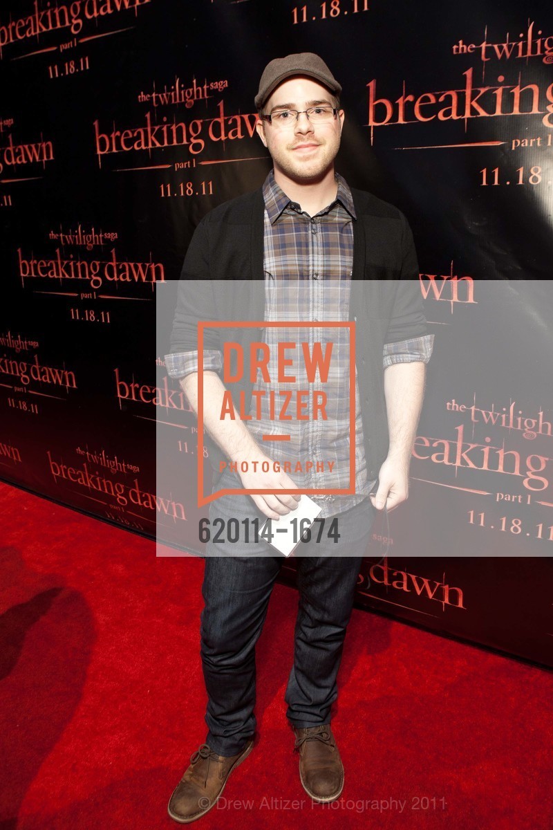 TWILIGHT SAGA: BREAKING DAWN Cast and Concert Tour, US, November 10th, 2011, Photo #620114-1674 Photo #620114-1674