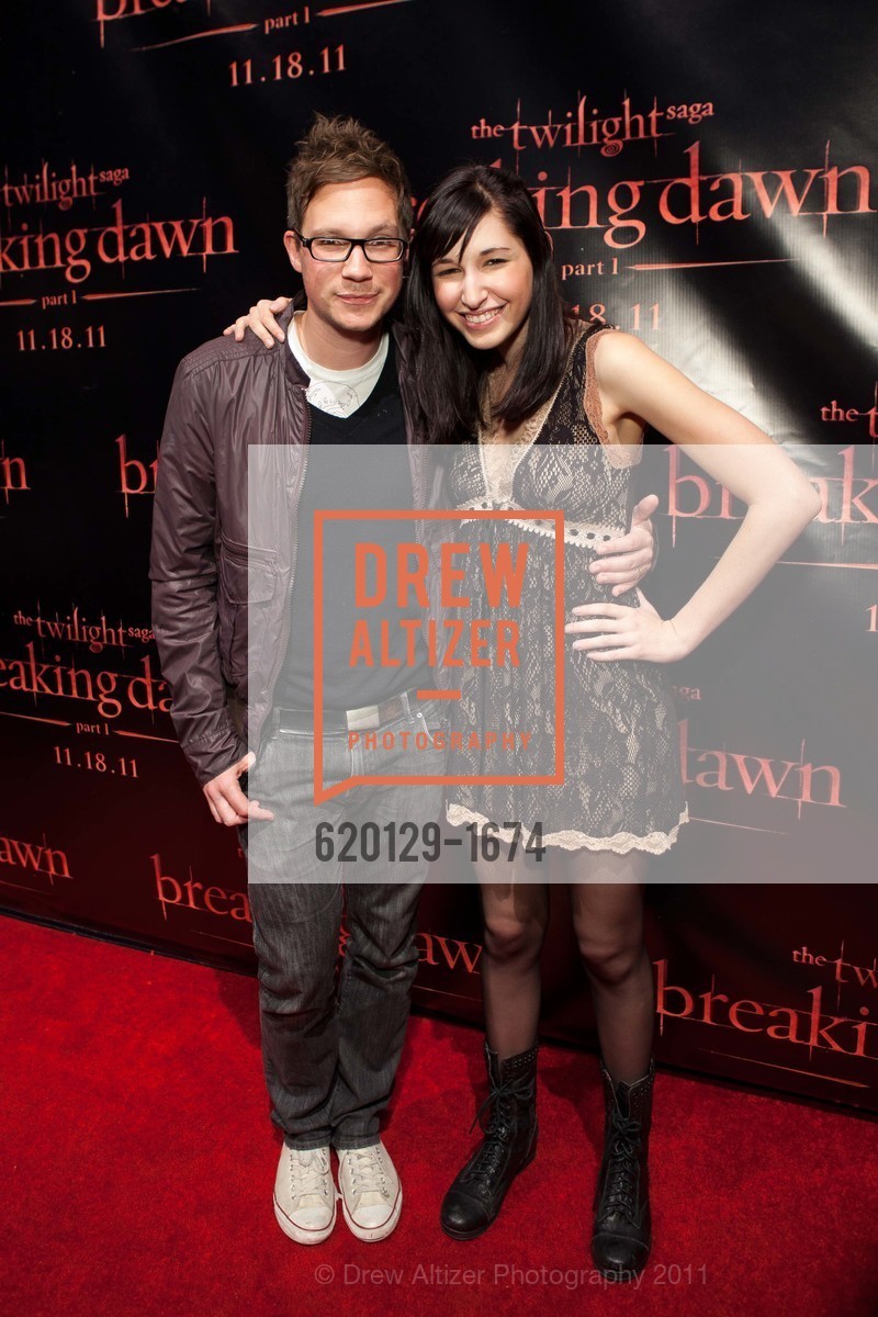 TWILIGHT SAGA: BREAKING DAWN Cast and Concert Tour, US, November 10th, 2011, Photo #620129-1674 Photo #620129-1674