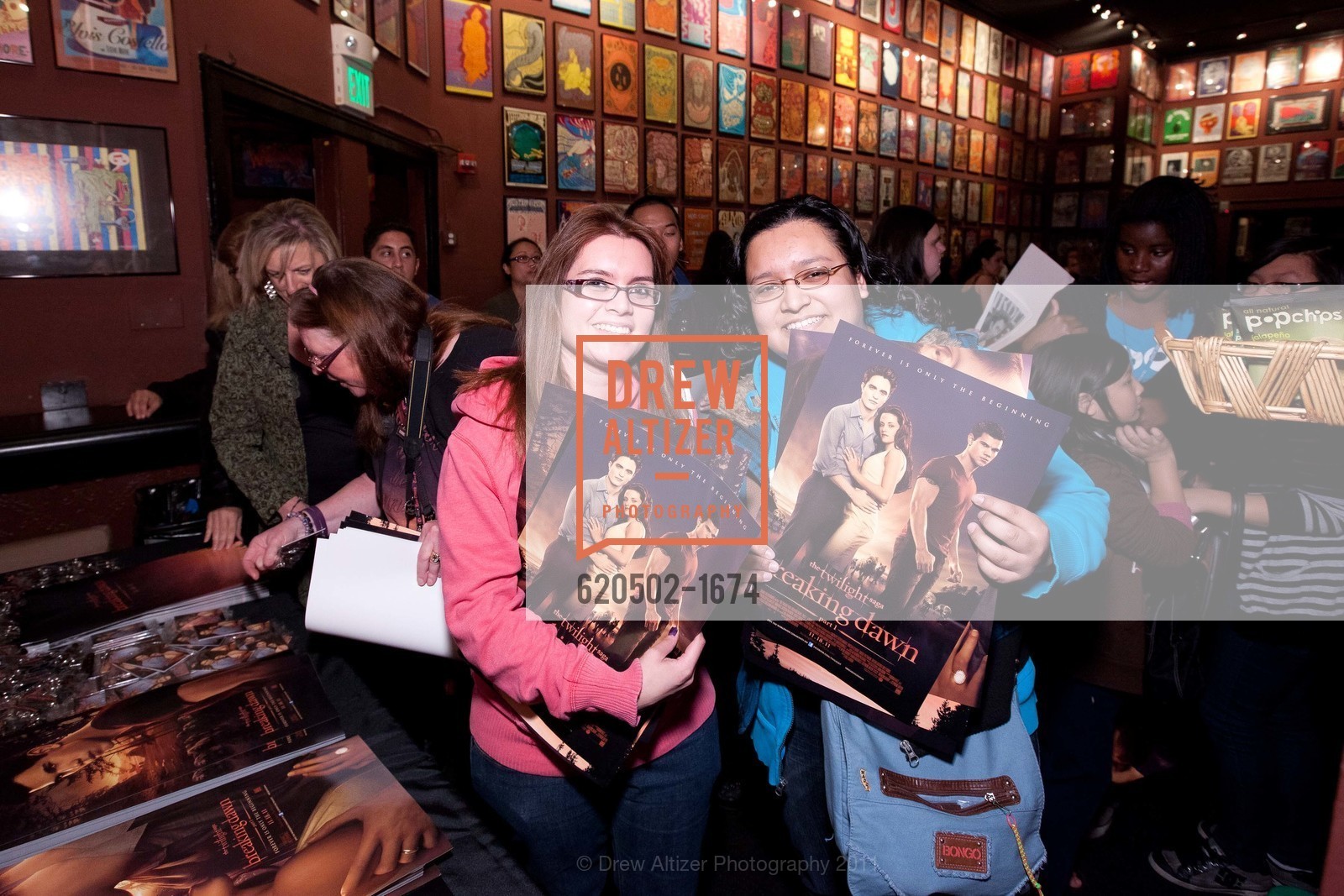 TWILIGHT SAGA: BREAKING DAWN Cast and Concert Tour, US, November 10th, 2011, Photo #620502-1674 Photo #620502-1674