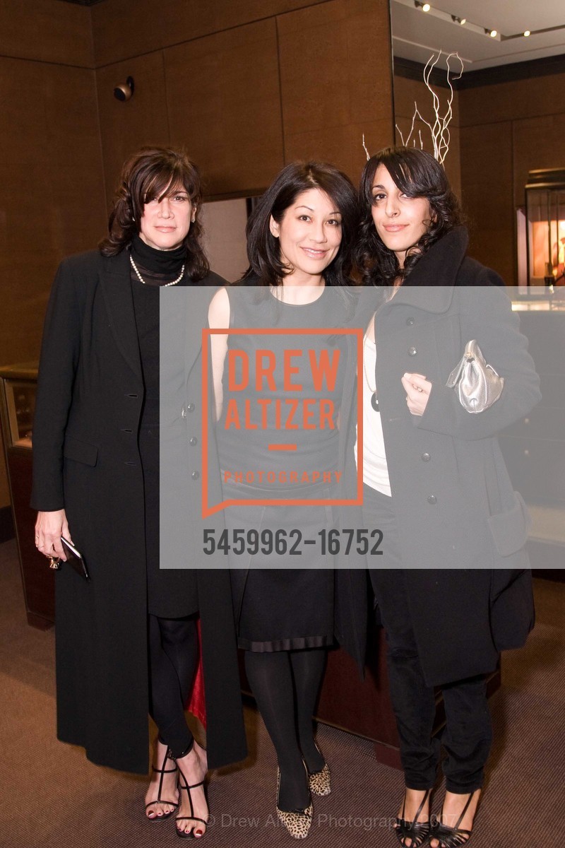 Susan Perez, Patricia Lansche, Nancy Howeli, Boucheron's Holiday Cocktails, Boucheron Boutique. 230 Post St, San Francisco, CA 94108, November 29th, 2007, Photo #5459962-16752 Susan Perez, Patricia Lansche, Nancy Howeli, Photo #5459962-16752