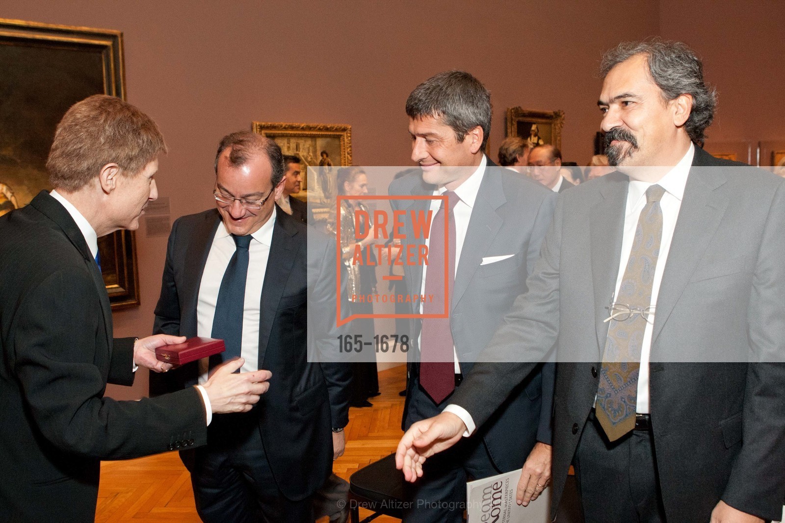 John Buchanan, Filippo La Rosa, Pietro Masi, Claudio Parisi Presicce, Bernini's Medusa Opening Party at DE YOUNG MUSEUM, US, November 15th, 2011, Photo #165-1678 John Buchanan, Filippo La Rosa, Pietro Masi, Claudio Parisi Presicce, Photo #165-1678