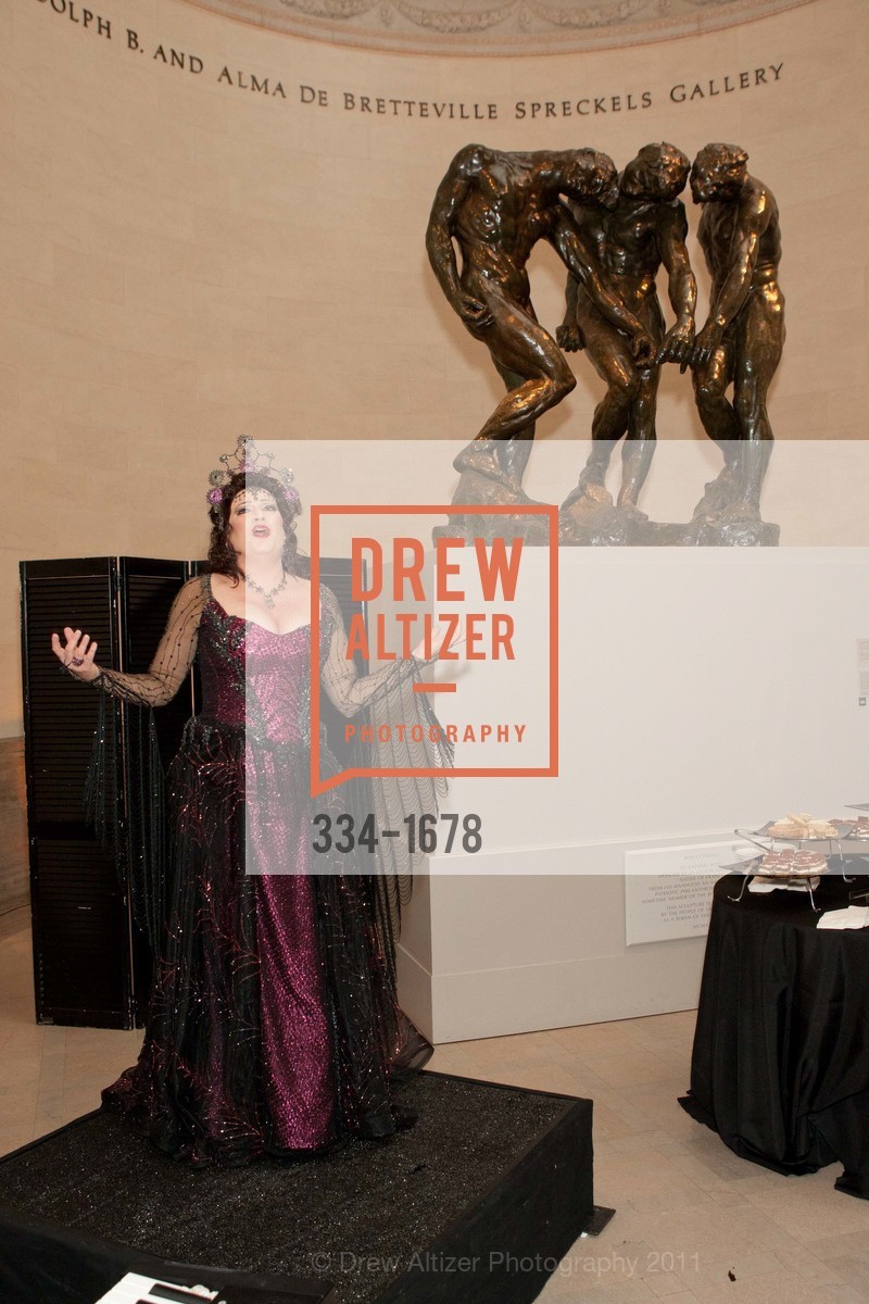 Performance By Kristin Clayton, Bernini's Medusa Opening Party at DE YOUNG MUSEUM, US, November 15th, 2011, Photo #334-1678 Performance By Kristin Clayton, Photo #334-1678