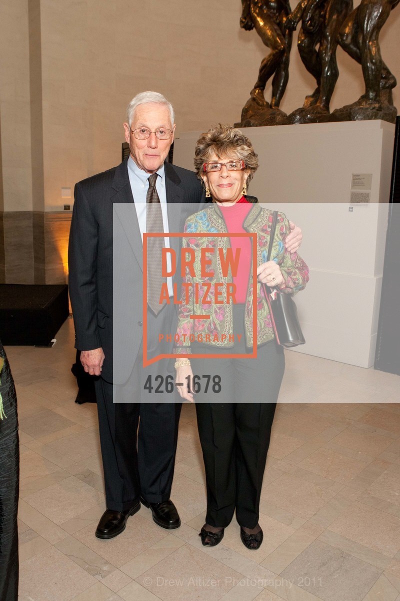Maurice Gregg, Ruth Owades, Bernini's Medusa Opening Party at DE YOUNG MUSEUM, US, November 15th, 2011, Photo #426-1678 Maurice Gregg, Ruth Owades, Photo #426-1678