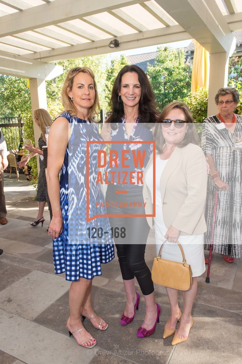 Catherine Harvey, Emmy McCormack, Perri Guthrie, Gucci & Vogue Dinner, Rosewood Resort and Spa. 190 Park Lane, June 16th, 2015, Photo #120-168 Catherine Harvey, Emmy McCormack, Perri Guthrie, Photo #120-168