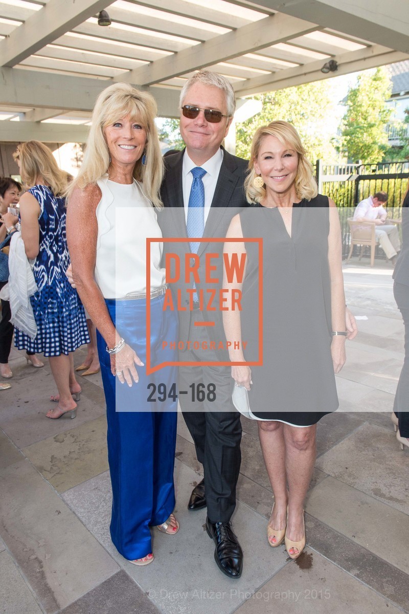 Susan Martin, Gary Guthrie, Terri Tiffany, Gucci & Vogue Dinner, Rosewood Resort and Spa. 190 Park Lane, June 16th, 2015, Photo #294-168 Susan Martin, Gary Guthrie, Terri Tiffany, Photo #294-168