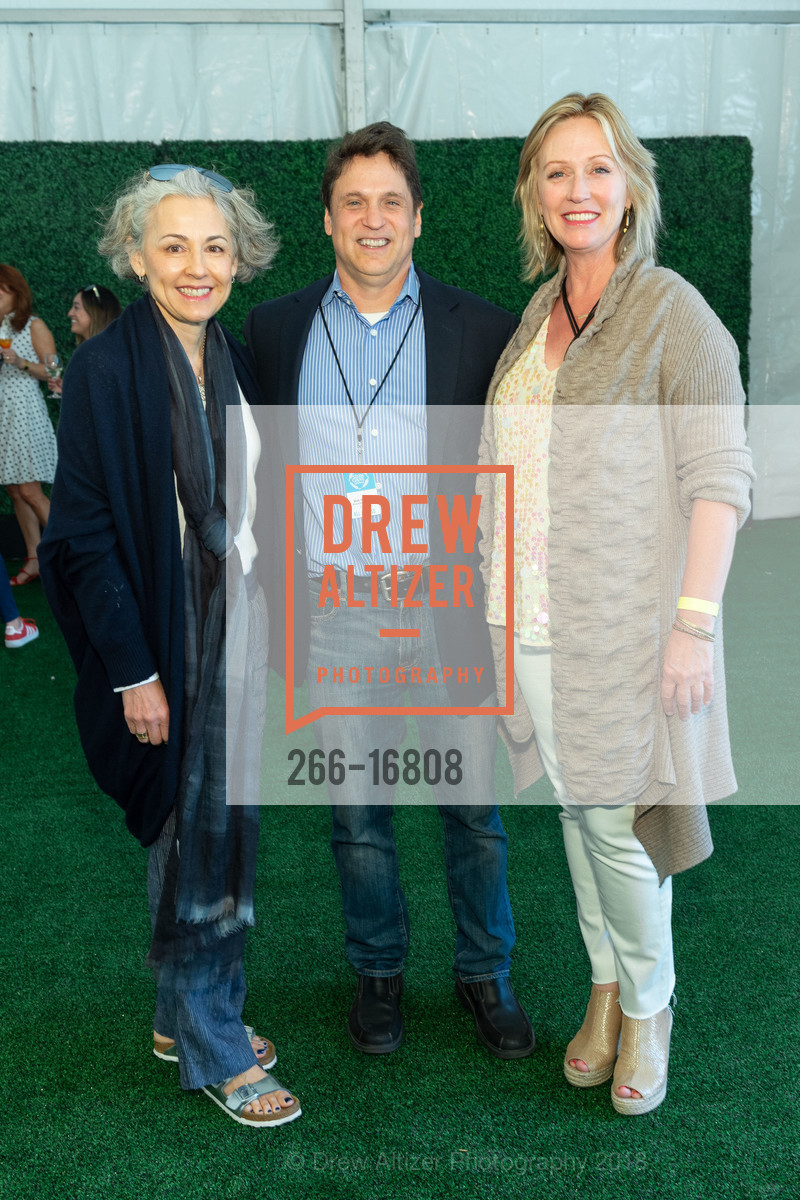 Sako Fisher, Bob Feidler, Kathleen Joy, Stern Grove Festival's The Big Picnic 2018, Sigmund Stern Grove. 2750 19th Avenue, June 17th, 2018, Photo #266-16808 Sako Fisher, Bob Feidler, Kathleen Joy, Photo #266-16808