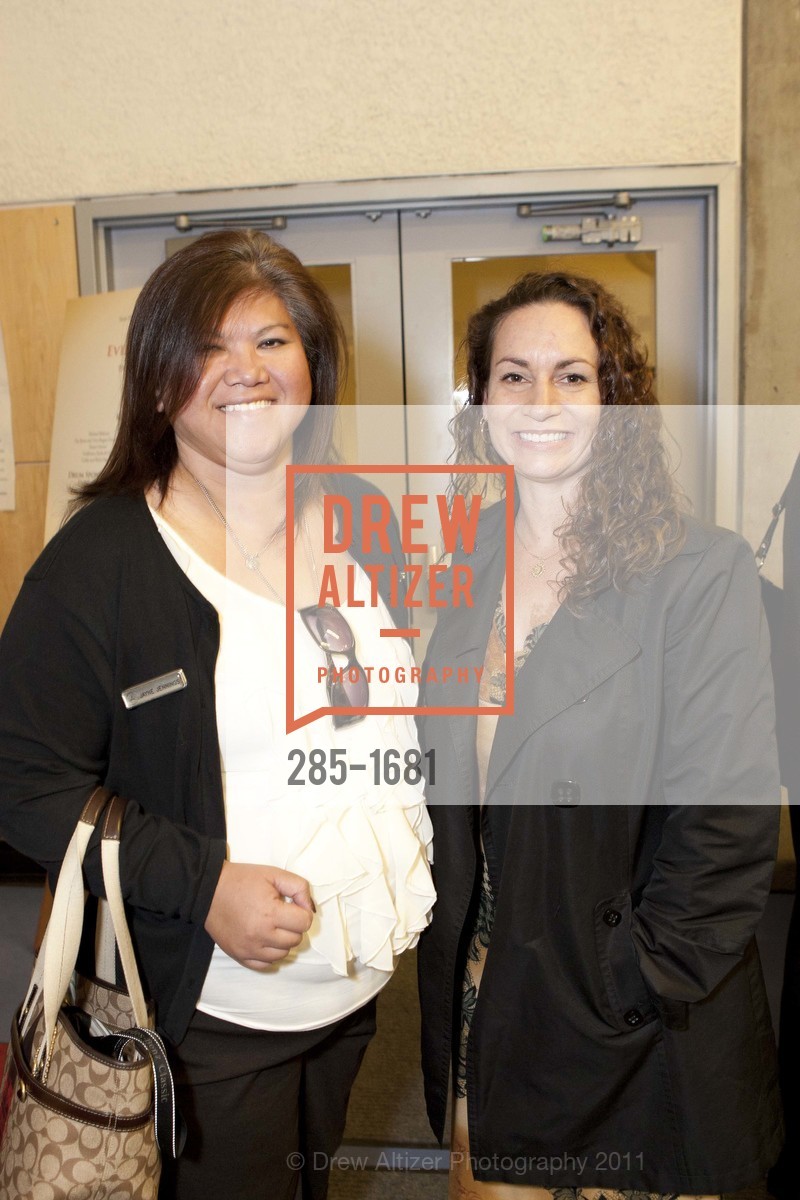 De Natale, Jayne Jennings, The Salvation Army's 8th Annual Holiday Luncheon, US, November 16th, 2011, Photo #285-1681 De Natale, Jayne Jennings, Photo #285-1681