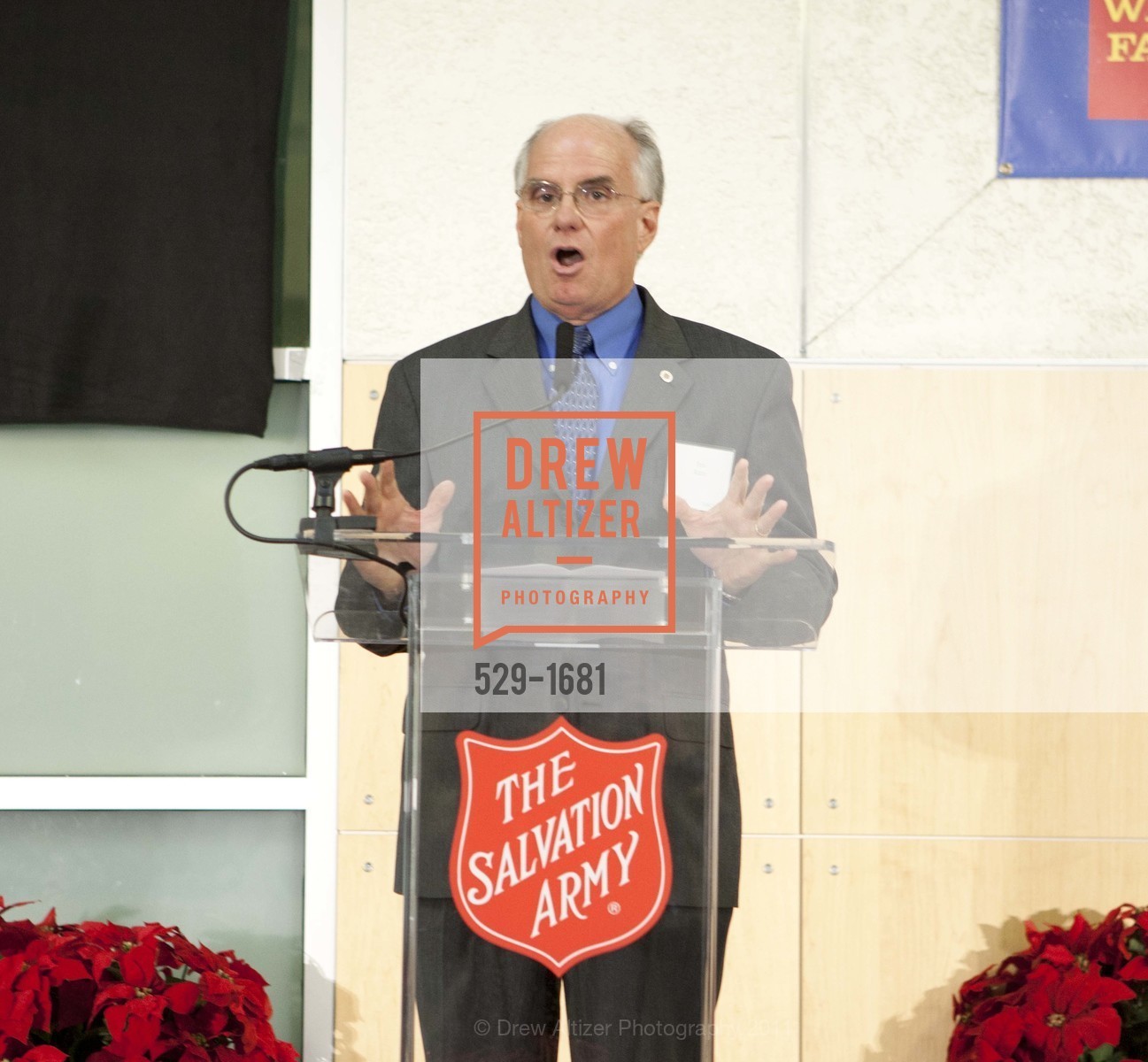 The Salvation Army's 8th Annual Holiday Luncheon, US, November 16th, 2011, Photo #529-1681 Photo #529-1681
