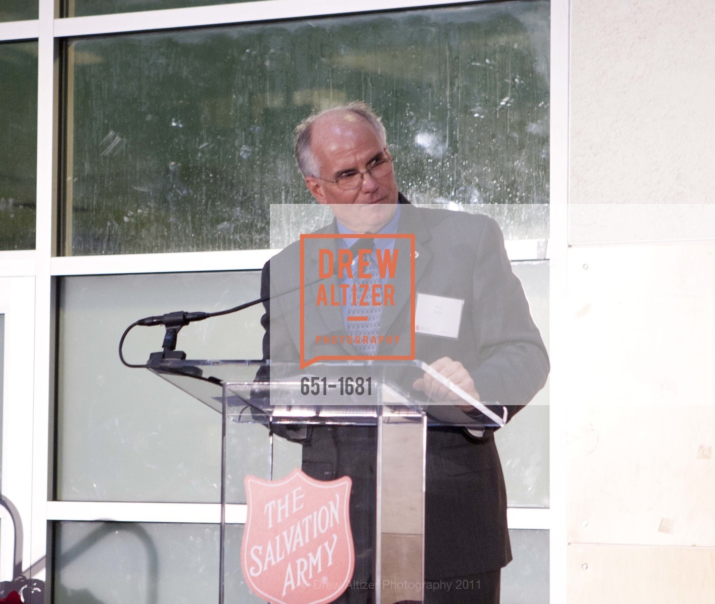 The Salvation Army's 8th Annual Holiday Luncheon, US, November 16th, 2011, Photo #651-1681 Photo #651-1681